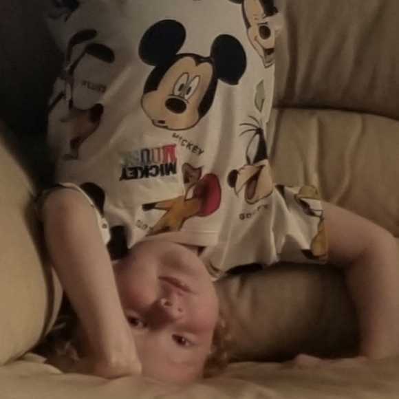 Meet your Posher, Lisa - Picture 3 of 12